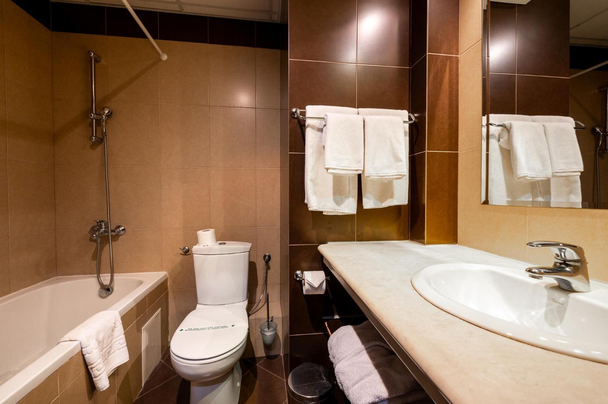Spa Hotel Holiday ヴェリングラード エクステリア 写真