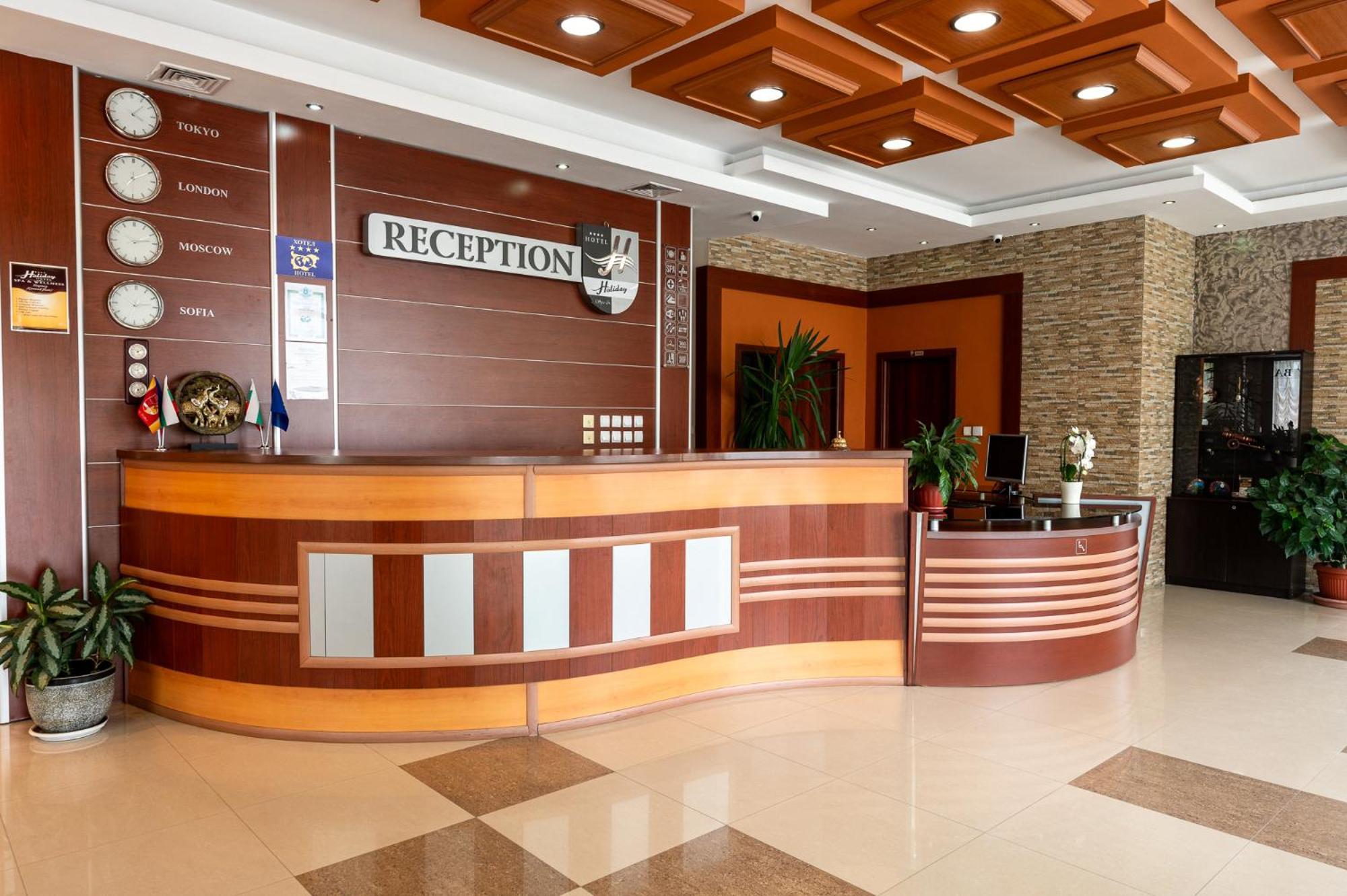 Spa Hotel Holiday ヴェリングラード エクステリア 写真