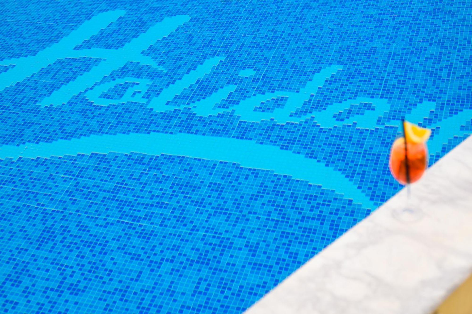 Spa Hotel Holiday ヴェリングラード エクステリア 写真
